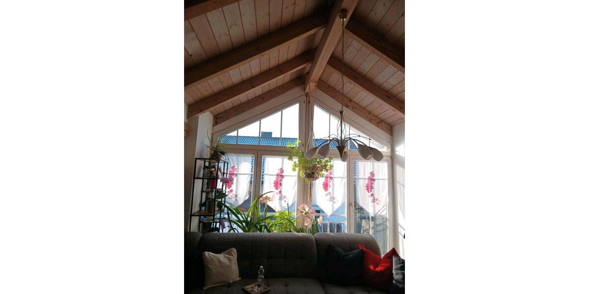Dachgeschoßwohnung Landau an der Isar - 4 Zimmer, 100 m&sup2;, 700&euro; | Angebot:26067005