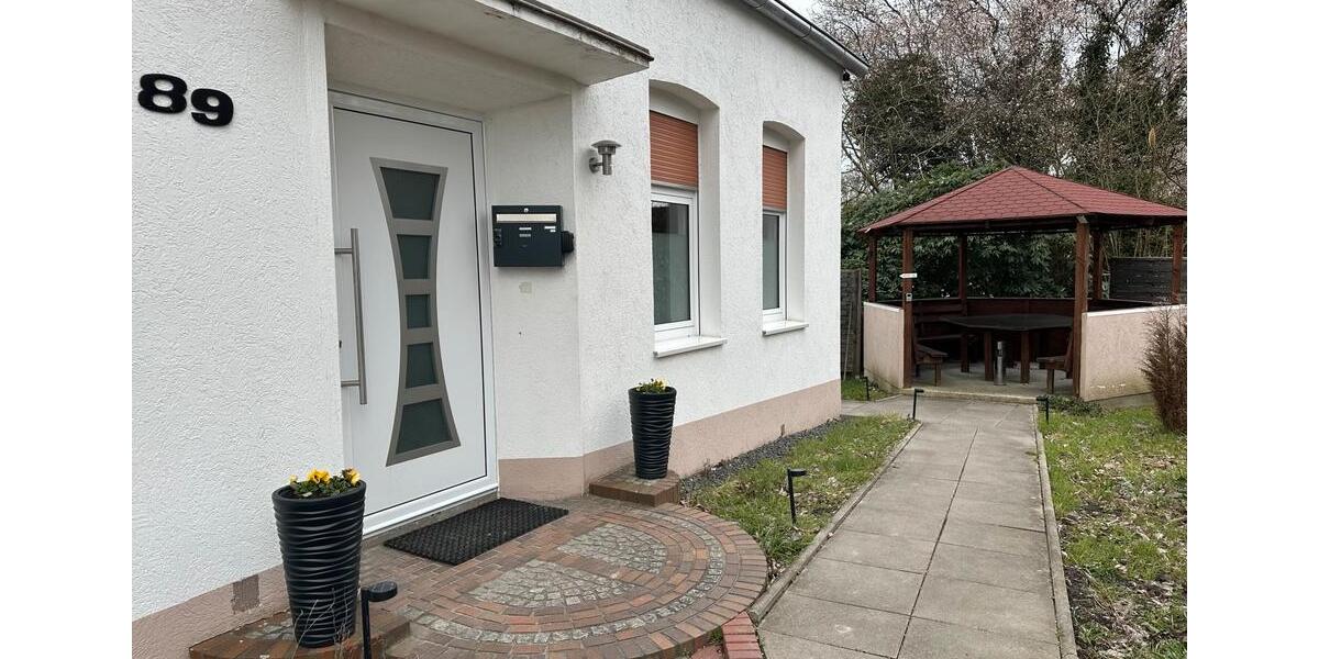 Wohnen auf Zeit Schortens - 6 Zimmer, 180 m&sup2;, 150&euro; | Angebot:26119359