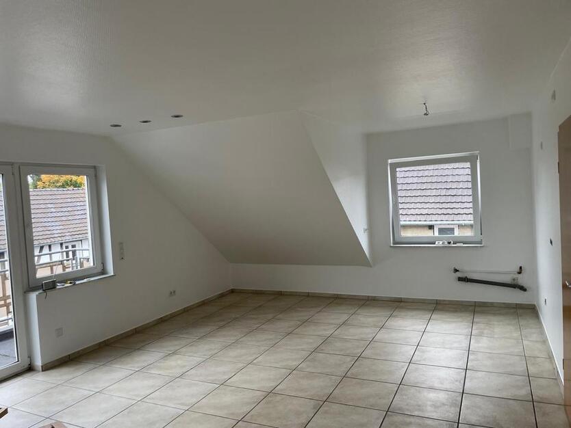 Attraktive 3 Zimmer DG-Wohnung mit Balkon in Wachtberg zimmer