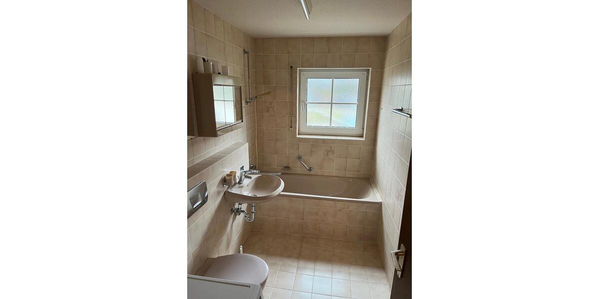 Etagenwohnung Häg-Ehrsberg Ehrsberg - 3 Zimmer, 72 m&sup2;, 720&euro; | Angebot:25855206