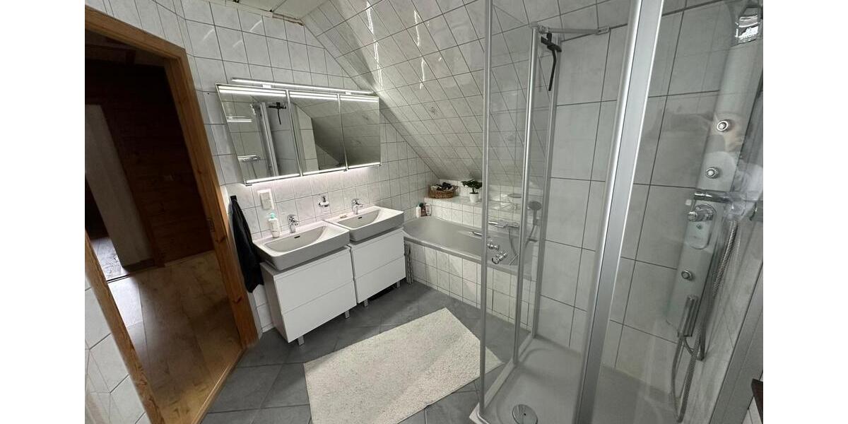Einfamilienhaus Staßfurt Atzendorf - 6 Zimmer, 140 m&sup2;, 1.300&euro; | Angebot:26652113