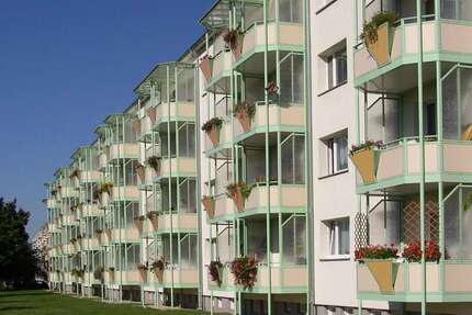 Wohnung Gera Alt-Taubenpreskeln - 3 Zimmer, 60 m&sup2;, 387&euro; | Angebot:25483125