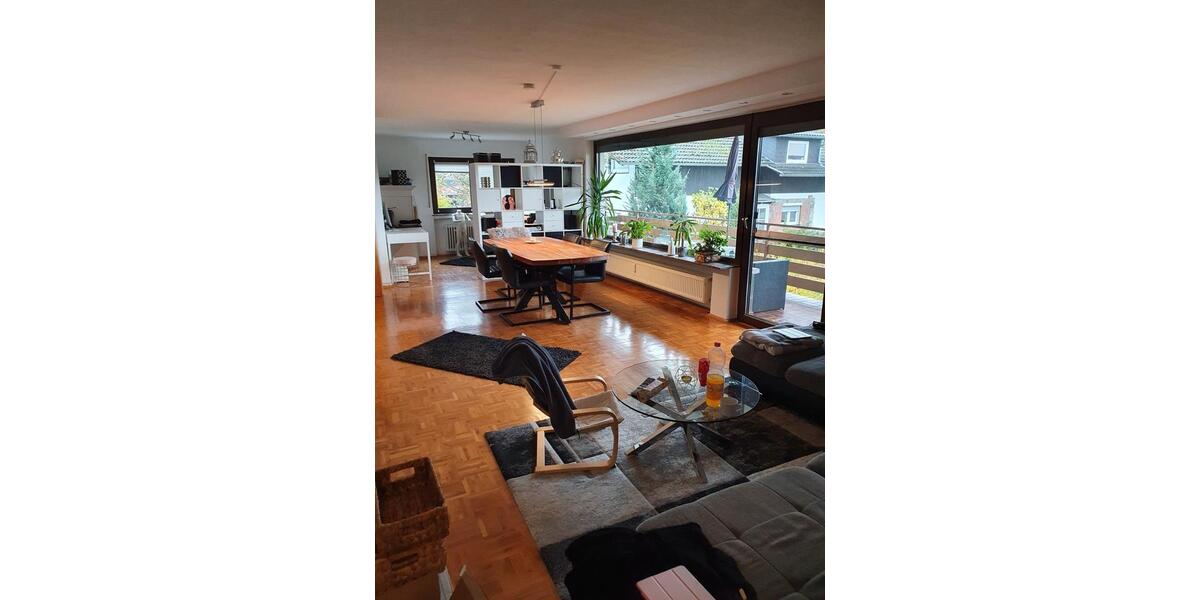 Etagenwohnung Stadtallendorf - 4 Zimmer, 122 m&sup2;, 915&euro; | Angebot:26248558