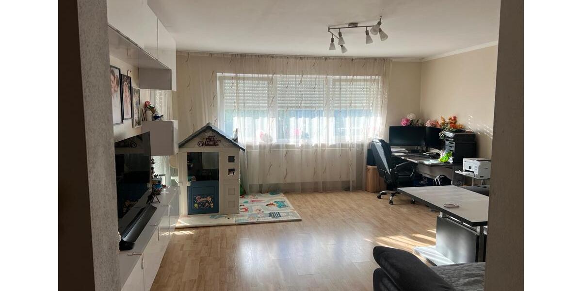 Etagenwohnung Bogen - 3 Zimmer, 93 m&sup2;, 1.023&euro; | Angebot:26565055