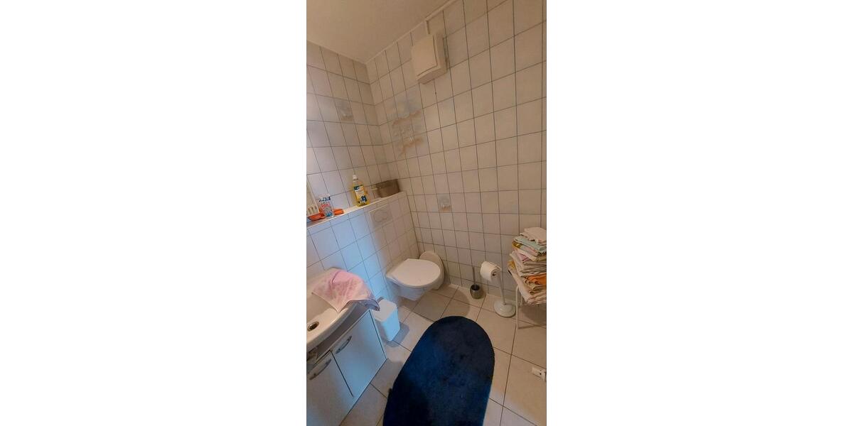 Etagenwohnung Saarbrücken West - 4 Zimmer, 74 m&sup2;, 250&euro; | Angebot:25968192