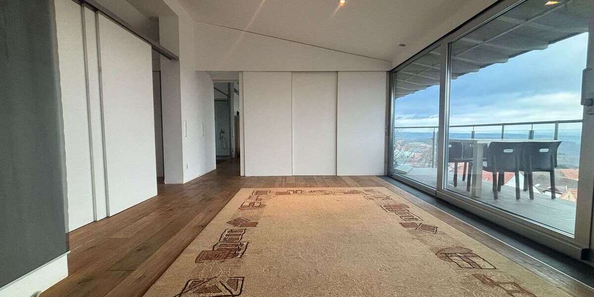 Etagenwohnung Eulenbis - 2 Zimmer, 100 m&sup2;, 1.250&euro; | Angebot:24818870