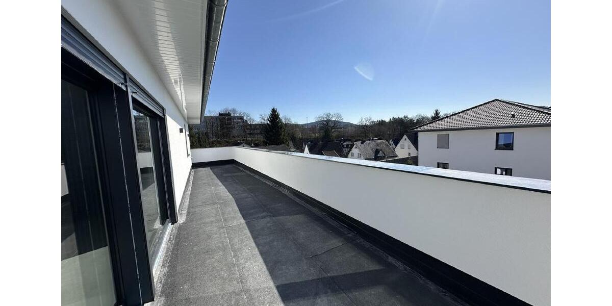 Etagenwohnung Meschede - 4 Zimmer, 144 m&sup2;, 2.115&euro; | Angebot:25755290