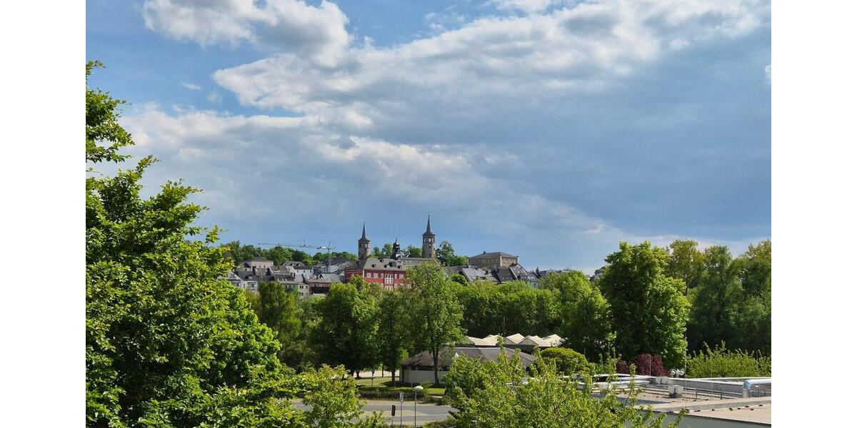 Tolle 2-Raum-Wohnung mit Mansarde (Erstbezug nach Vollmod.) 3 zimmer