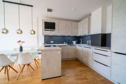Wohnung zum Mieten in Regensburg 896,22 € 52.85 m²