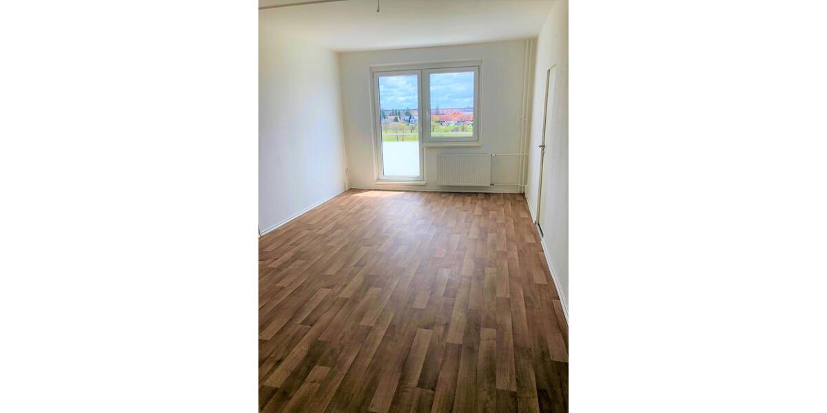 HELLE DREIRAUMWOHNUNG - FÜR FAMILIEN GEEIGNET 3 zimmer