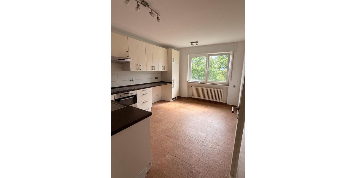 Etagenwohnung Bad Driburg - 3 Zimmer, 81 m&sup2;, 720&euro; | Angebot:26656129