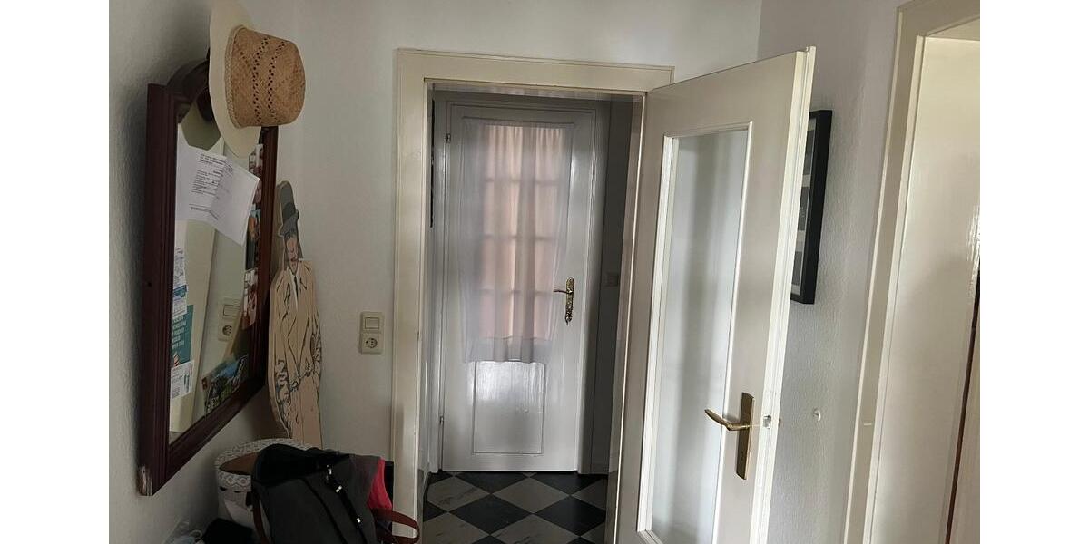 Dachgeschoßwohnung Mettmann - 2 Zimmer, 74 m&sup2;, 700&euro; | Angebot:25264787