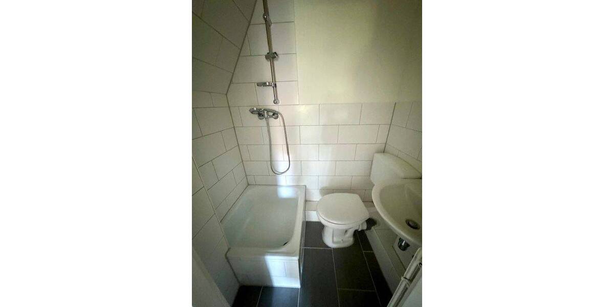 Etagenwohnung Rendsburg Margaretenhof - 2 Zimmer, 27 m&sup2;, 300&euro; | Angebot:26763542