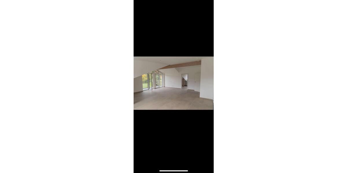 Dachgeschoßwohnung Bad Reichenhall - 2 Zimmer, 73 m&sup2;, 1.500&euro; | Angebot:26625198