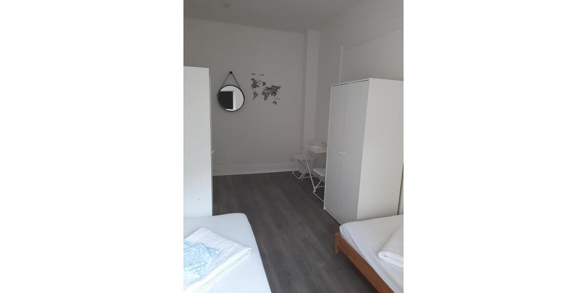 Wohnen auf Zeit Molfsee - 12 Zimmer, 500 m&sup2;, 22&euro; | Angebot:25880668