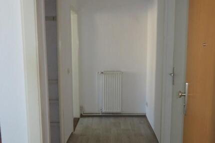 helle 2 Raumwohnung mit Badewanne 2 zimmer