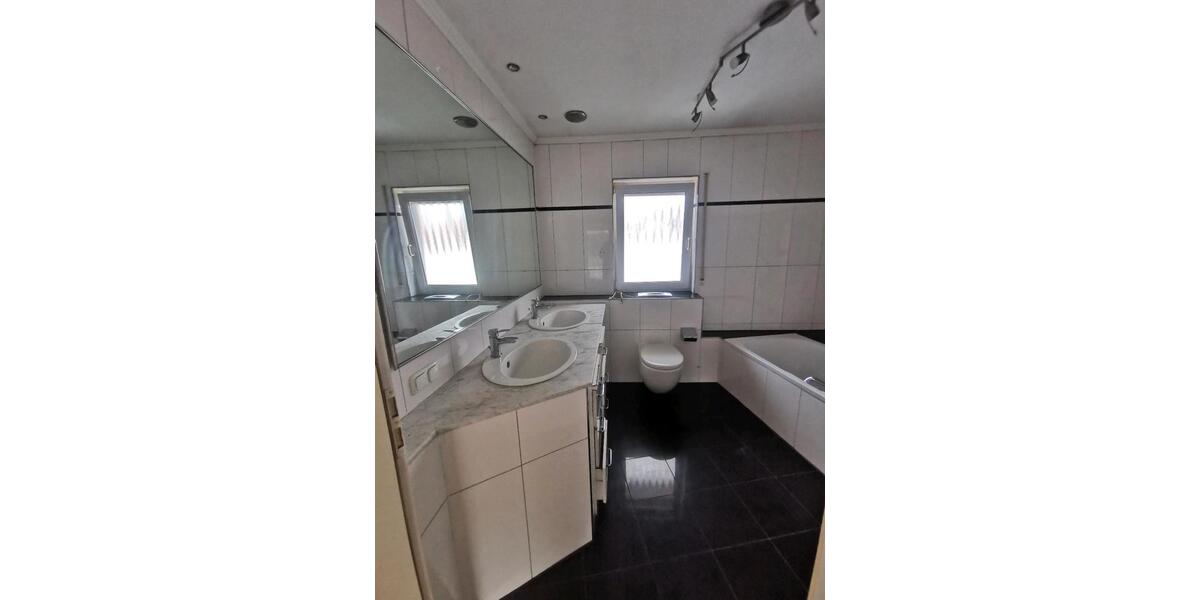 Maisonettenwohnung Sprendlingen - 3 Zimmer, 117 m&sup2;, 1.500&euro; | Angebot:24641727