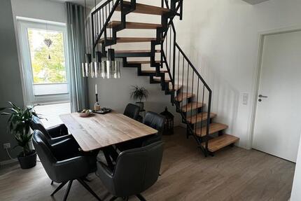 Wohnung Stapelfeld - 3 Zimmer, 104 m&sup2;, 1.878&euro; | Angebot:26531926