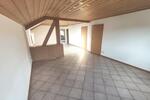 3 Zi. DG Wohnung mit Küche, Gartenmitbenutzung und Stellplatz 3 zimmer