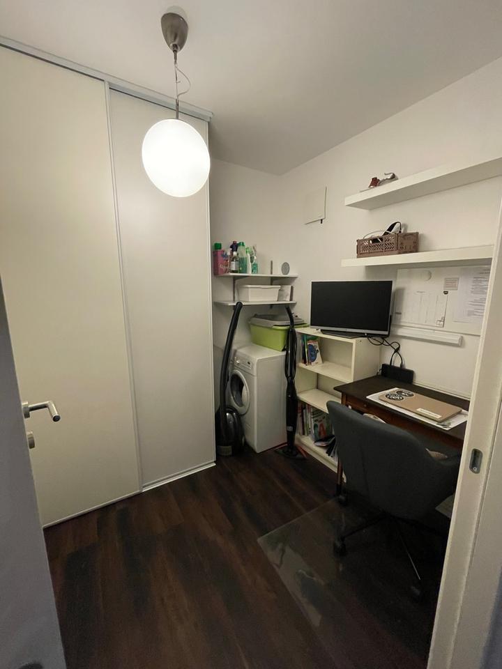 Moderne, lichtdurchflutete 2ZKB Wohnung ab 01.11.25 zu vermieten