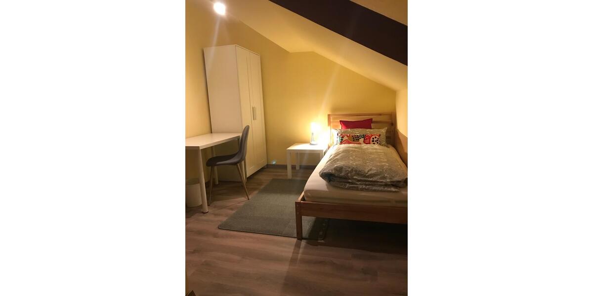 Wohnen auf Zeit Ergoldsbach Langenhettenbach - 1 Zimmer, 15 m&sup2;, 490&euro; | Angebot:24621399