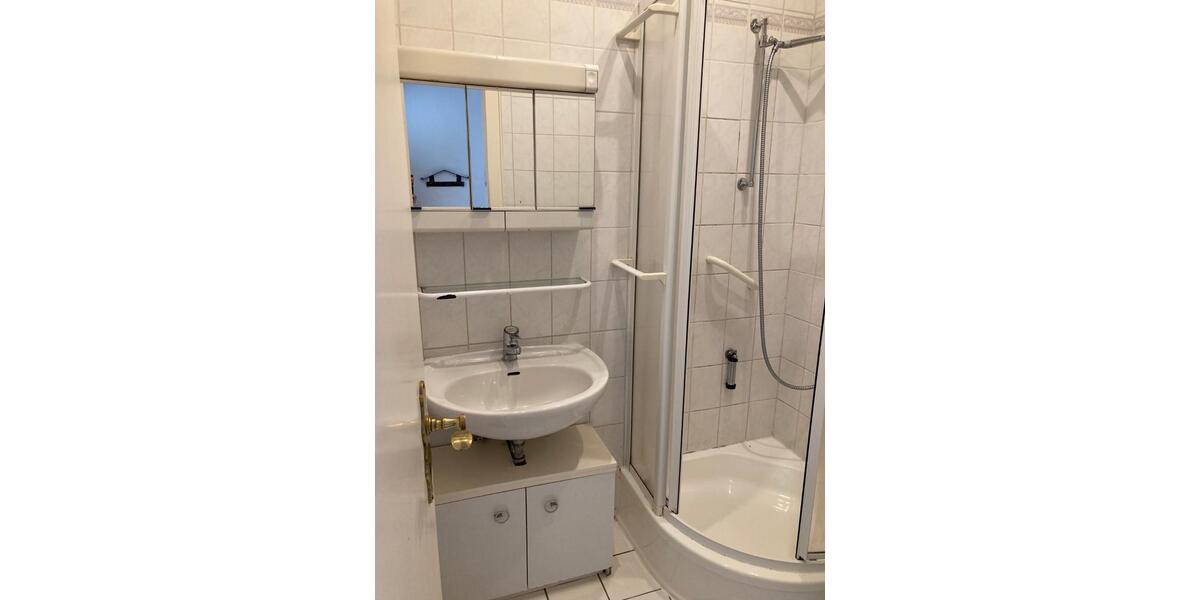 Etagenwohnung Kassel Niederzwehren - 3 Zimmer, 62 m&sup2;, 450&euro; | Angebot:26297258