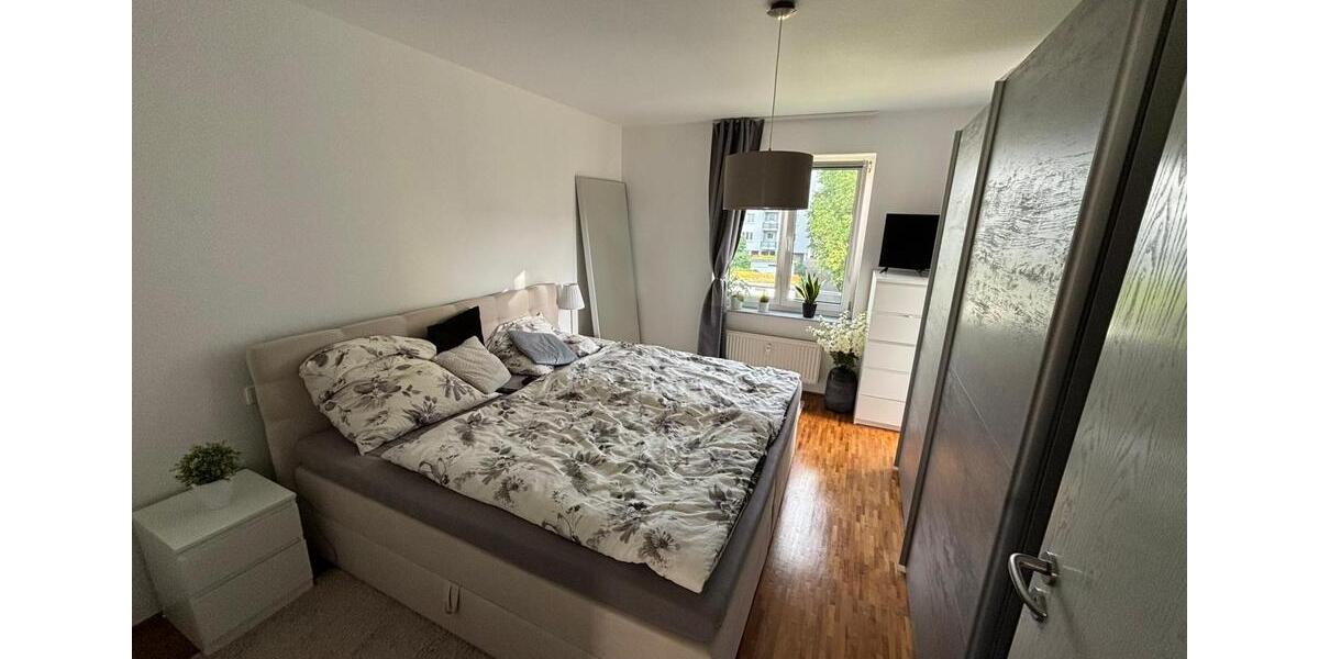 Etagenwohnung Ludwigshafen am Rhein - 2 Zimmer, 73 m&sup2;, 870&euro; | Angebot:26587141