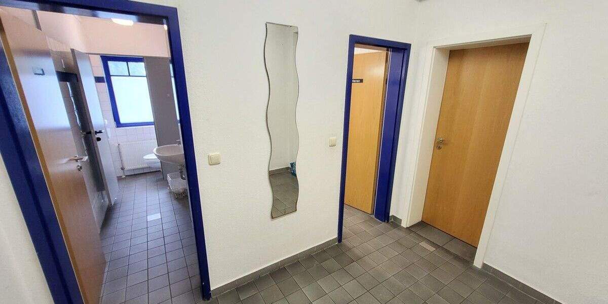 Gewerbeobjekt Lübeck / Sankt Lorenz Nord St. Lorenz Nord - 3 Zimmer, 99 m&sup2;, 600&euro; | Angebot:24790992