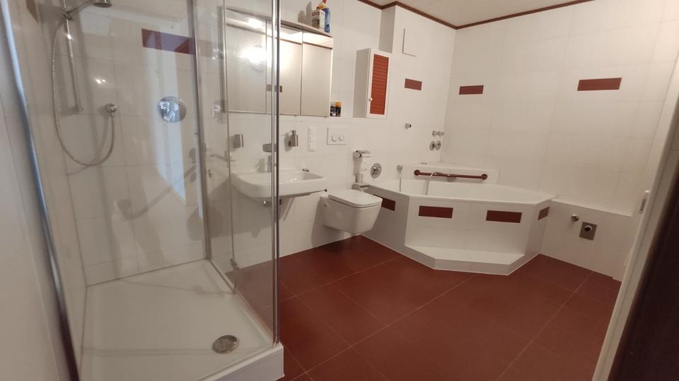 Etagenwohnung Nürnberg Gibitzenhof - 3 Zimmer, 102 m&sup2;, 1.300&euro; | Angebot:26582315