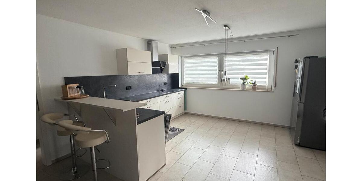Erdgeschoßwohnung Dettenheim - 4 Zimmer, 160 m&sup2;, 1.660&euro; | Angebot:26634525