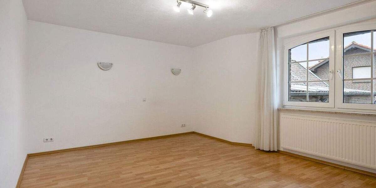Einfamilienhaus Selfkant / Süsterseel Süsterseel - 6 Zimmer, 220 m&sup2;, 2.400&euro; | Angebot:25167724