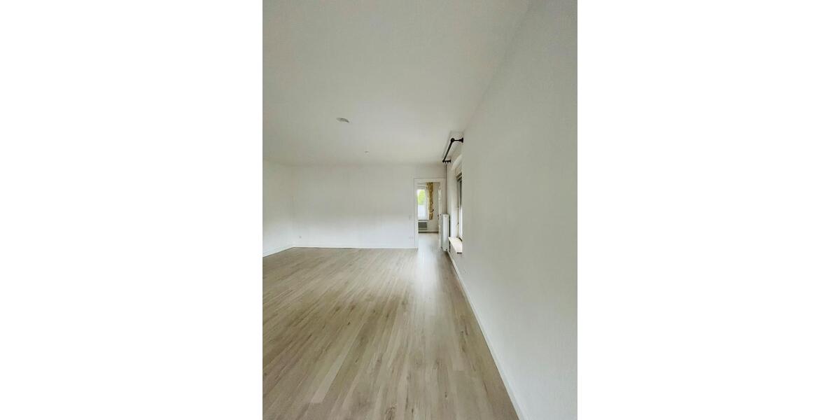 Etagenwohnung Hemmoor - 4 Zimmer, 107 m&sup2;, 925&euro; | Angebot:24837775