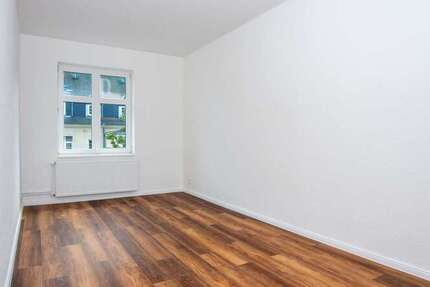 Wohnung zum Mieten in Chemnitz 249,60 € 52 m²