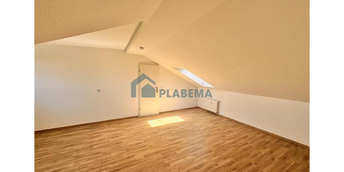 Dachgeschoßwohnung Stralsund Langendorfer Berg - 2 Zimmer, 70 m&sup2;, 875&euro; | Angebot:26645276