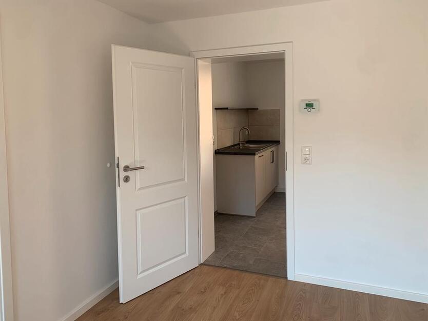 Kernsanierte 2-Raum-Wohnung mit EBK, Dr.-Külz-Straße 23