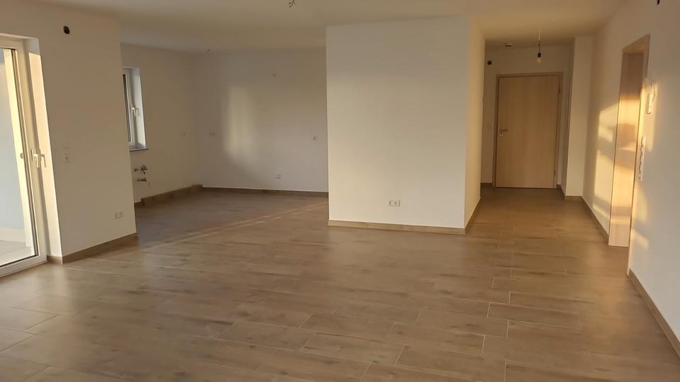 Etagenwohnung Ilshofen - 4 Zimmer, 133 m&sup2;, 1.250&euro; | Angebot:26574167
