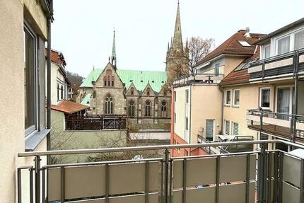 zentrale 2-Raum-Wohnung mit Balkon & Tiefgaragenstellplatz 2 zimmer