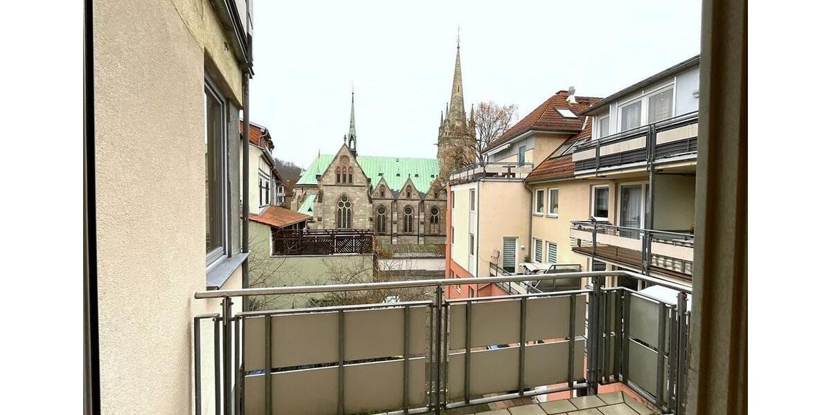 zentrale 2-Raum-Wohnung mit Balkon & Tiefgaragenstellplatz 2 zimmer