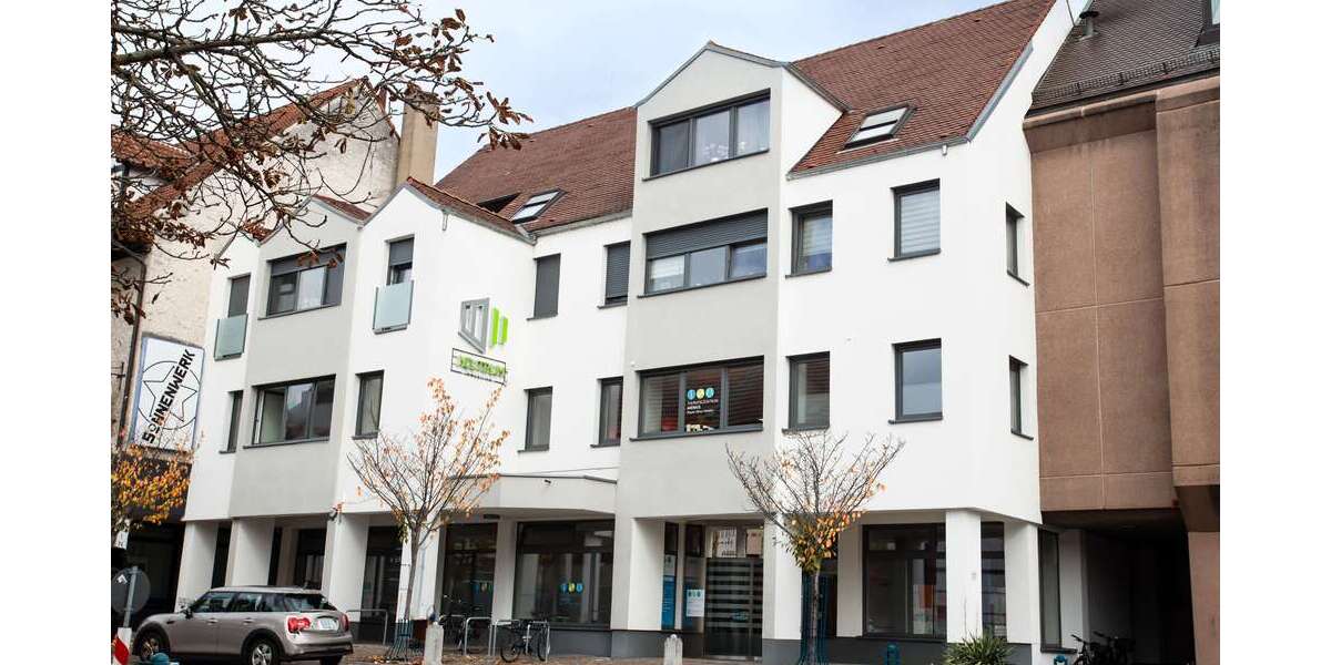 Etagenwohnung Hockenheim - 3 Zimmer, 88 m&sup2;, 1.125&euro; | Angebot:27286930