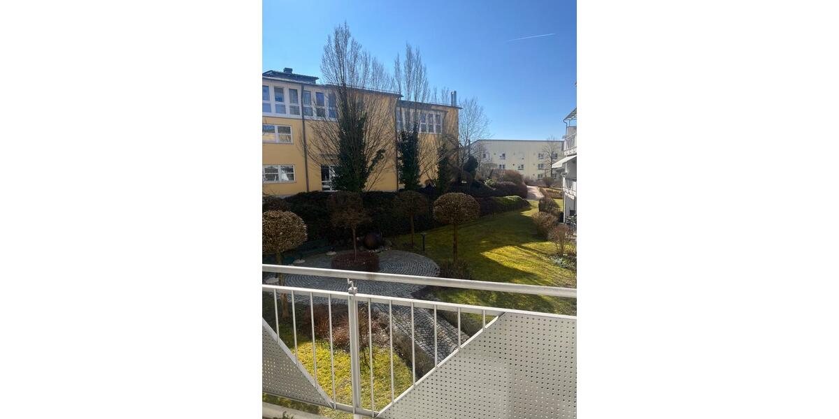 Etagenwohnung Bernhardswald - 1 Zimmer, 43 m&sup2;, 600&euro; | Angebot:25393393