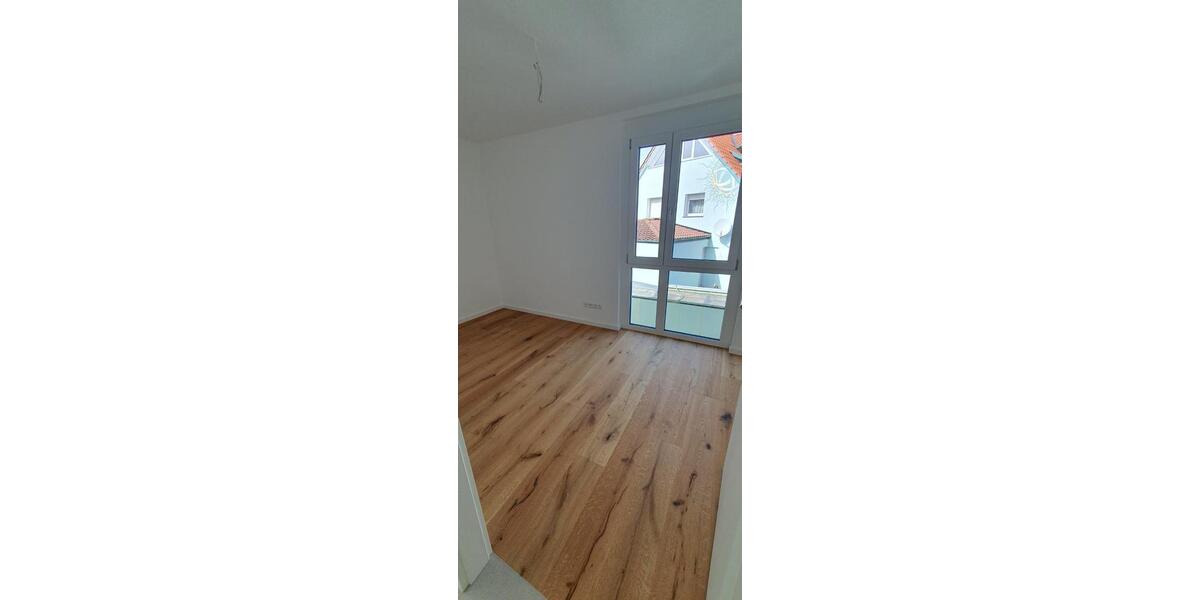 Etagenwohnung Grafenau - 4 Zimmer, 91 m&sup2;, 1.674&euro; | Angebot:24626410