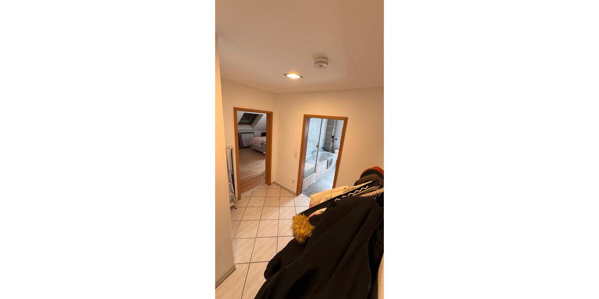 Maisonettenwohnung Bockenheim an der Weinstraße - 4 Zimmer, 130 m&sup2;, 1.100&euro; | Angebot:26626125