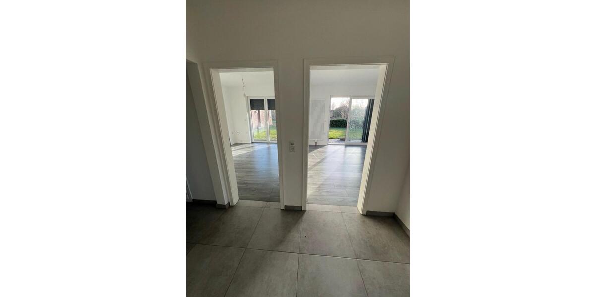 Erdgeschoßwohnung Aurich Egels und Wallinghausen - 3 Zimmer, 90 m&sup2;, 1.250&euro; | Angebot:26648725