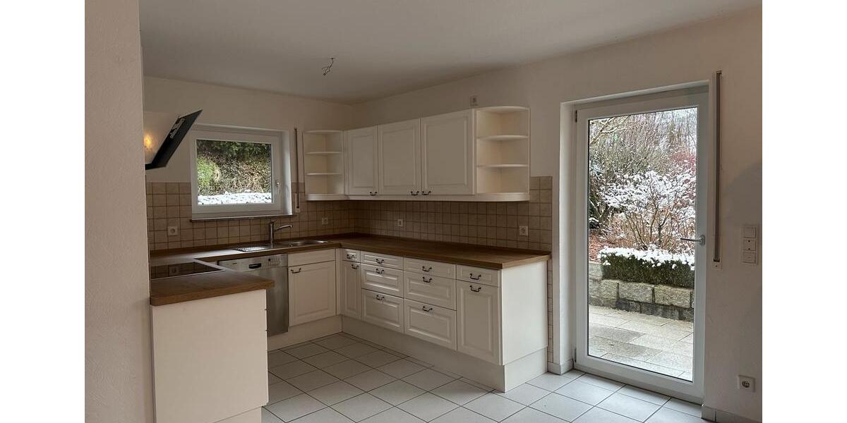 Erdgeschoßwohnung Berglen - 2.5 Zimmer, 85 m&sup2;, 1.010&euro; | Angebot:24745361