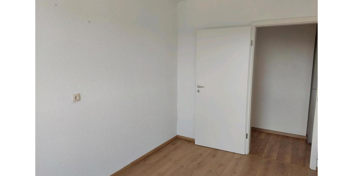 Etagenwohnung Villingen-Schwenningen Schwenningen - 3 Zimmer, 80 m&sup2;, 900&euro; | Angebot:26041968