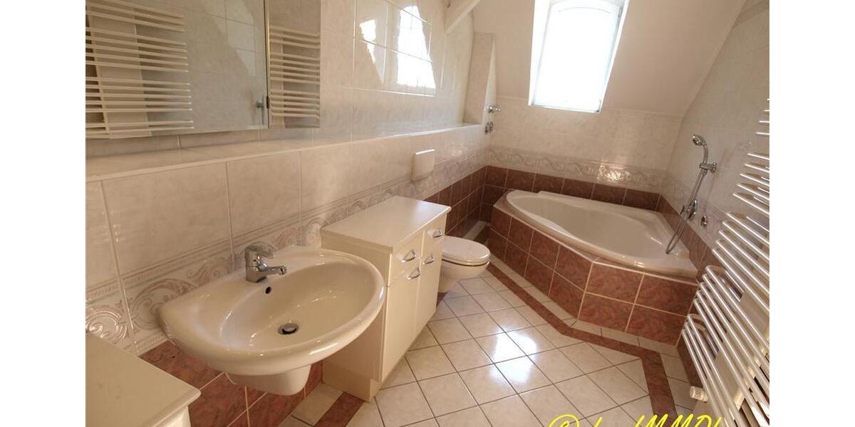Dachgeschoßwohnung Frankenberg (Sachsen) - 3 Zimmer, 89 m&sup2;, 520&euro; | Angebot:26459116