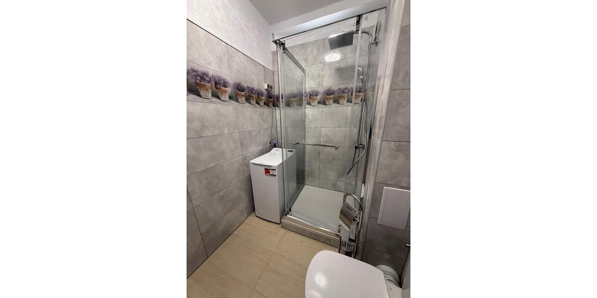 Dachgeschoßwohnung Wegberg - 2 Zimmer, 54 m&sup2;, 380&euro; | Angebot:26039371