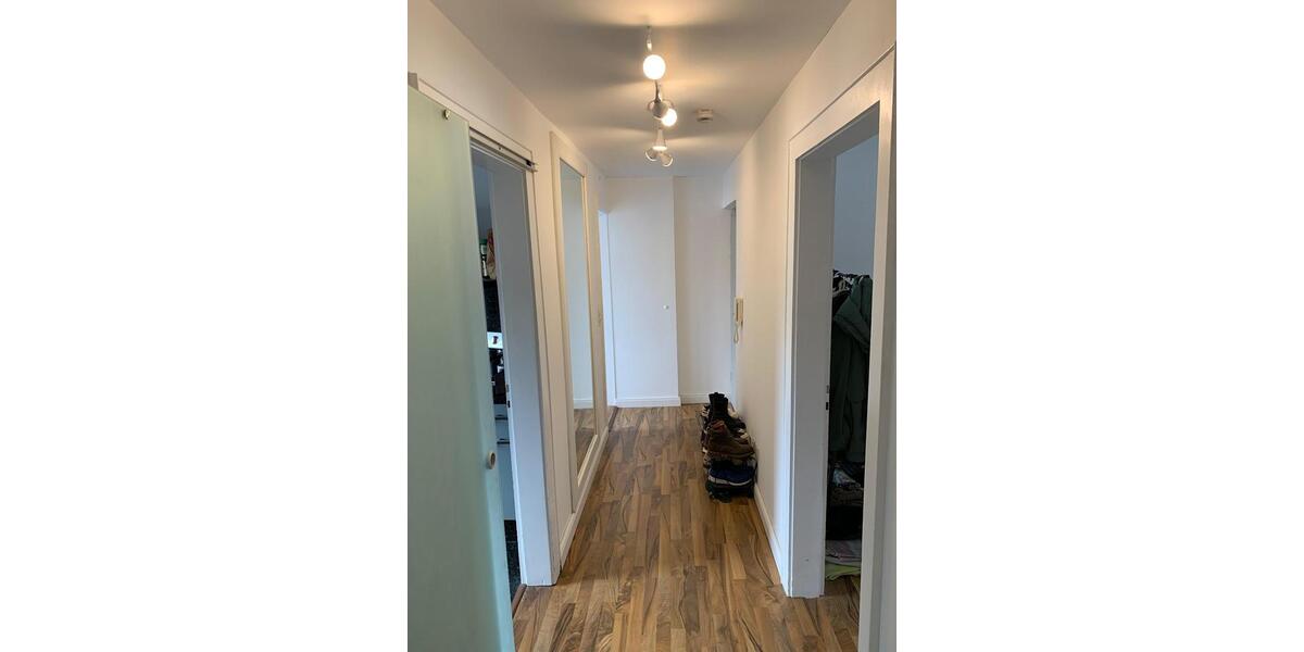 Wohnen auf Zeit Würzburg Heuchelhof - 1 Zimmer, 11 m&sup2;, 370&euro; | Angebot:26275061