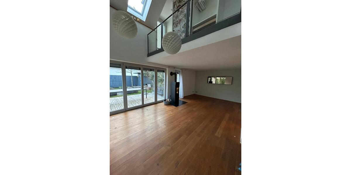 Doppelhaushälfte Wittnau - 4 Zimmer, 172 m&sup2;, 3.000&euro; | Angebot:25831358