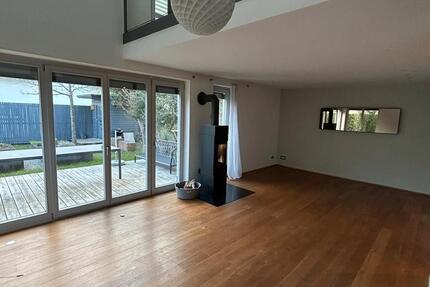 Haus Wittnau - 4 Zimmer, 172 m&sup2;, 3.000&euro; | Angebot:25831358